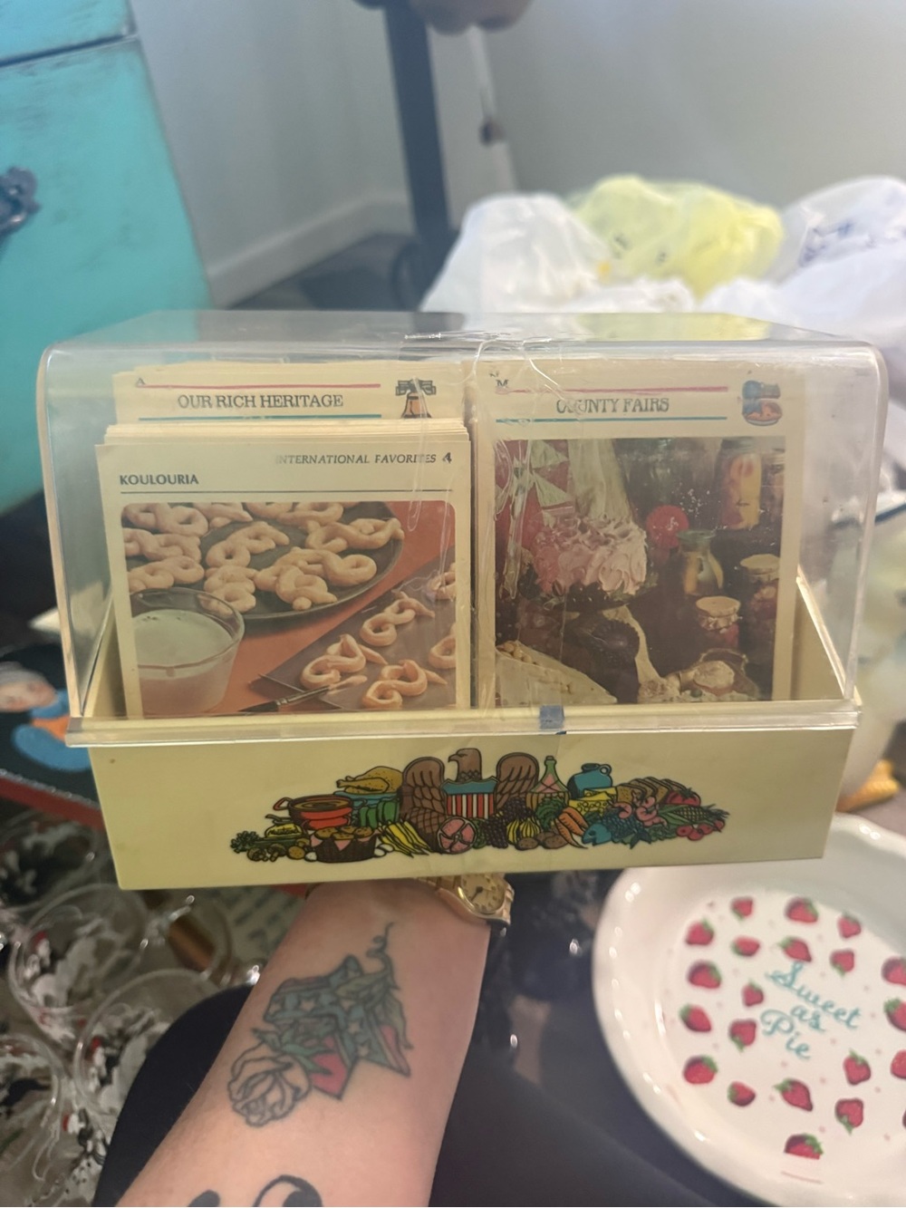 Vintage Recipe Card Holder with Illustrated Fruit & Vegetable Motif - Yellow